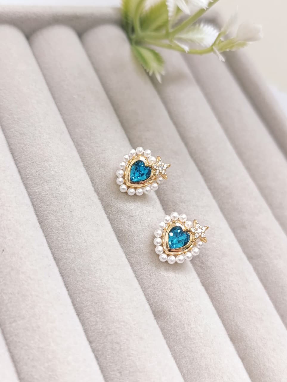 ARETES CORAZÓN CRISTAL TURQUESA
