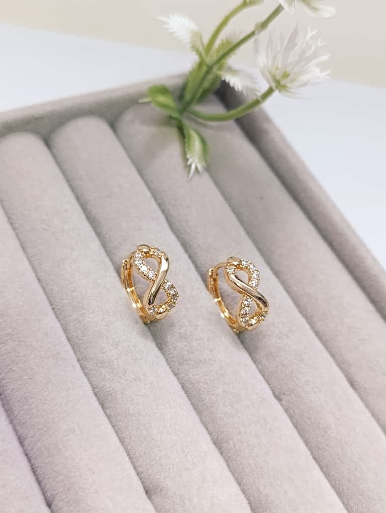 ARGOLLAS INFINITO CON CIRCONIAS