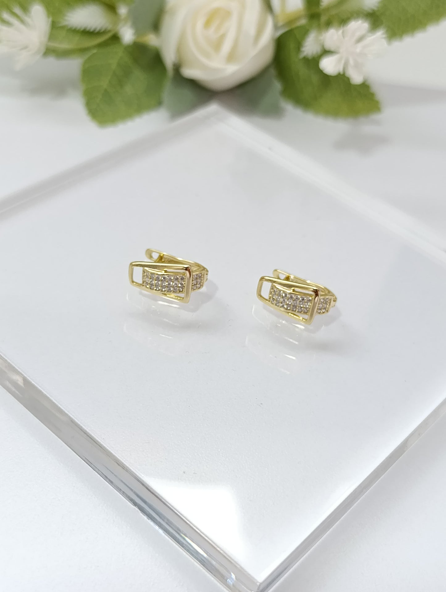 ARETES CON CIRCONIAS