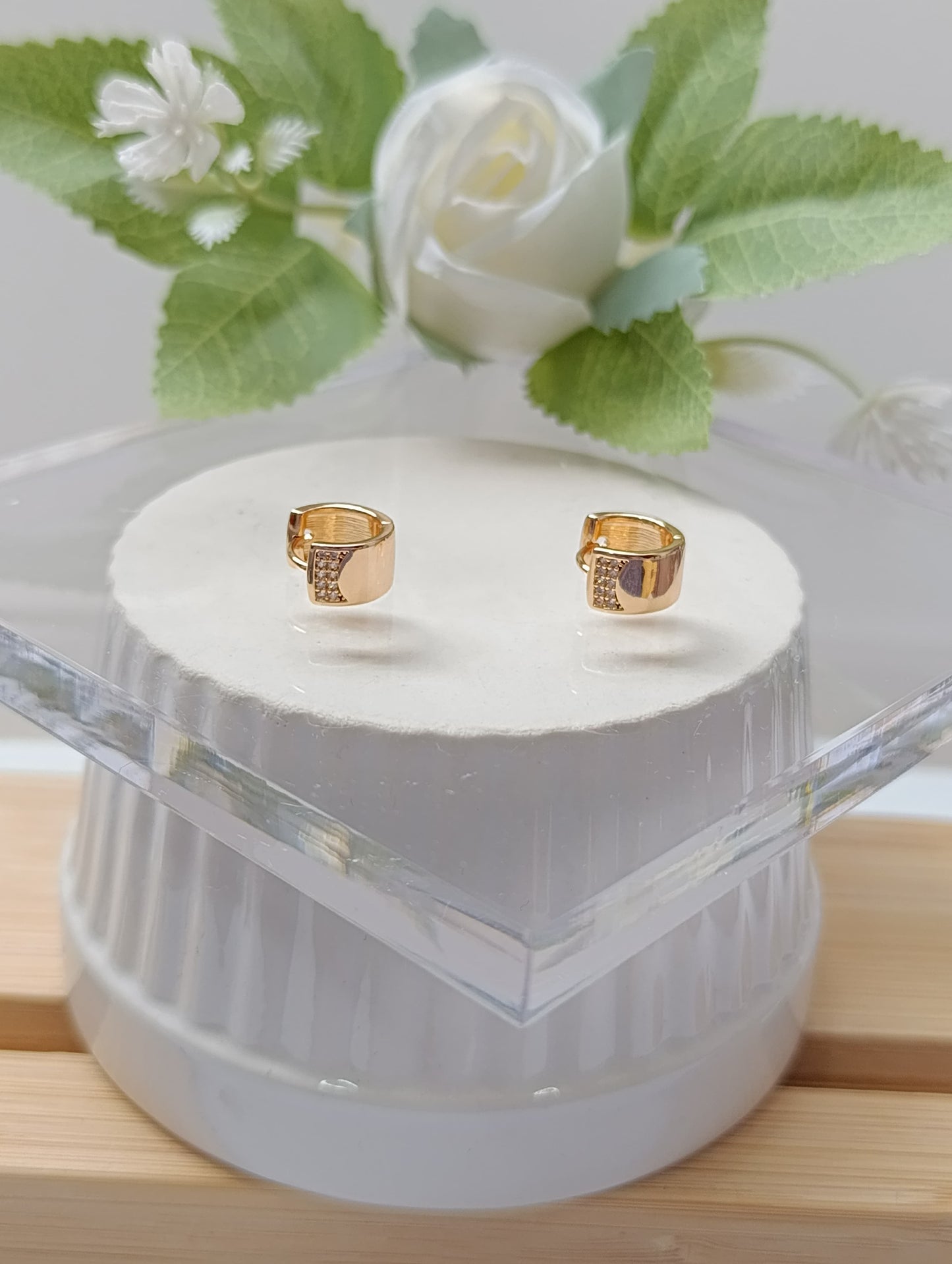 ARGOLLA LISAS CON CIRCONIAS