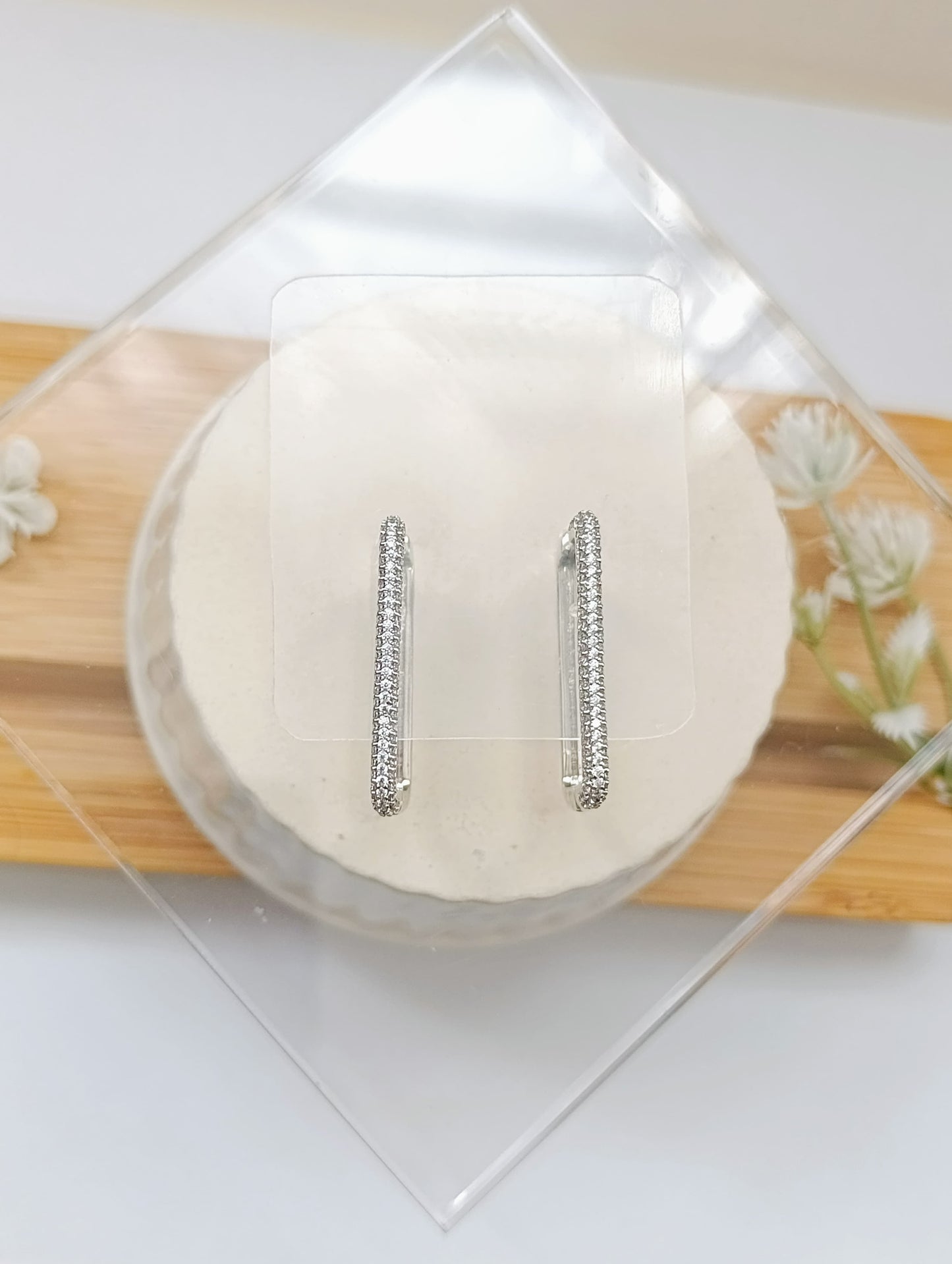 ARGOLLAS RECTANGULARES CON CIRCONIAS