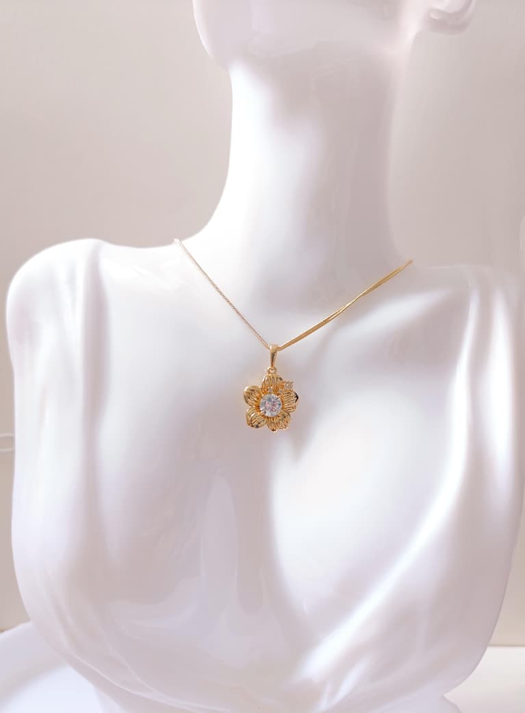 CADENA PLANITA DIJE FLOR