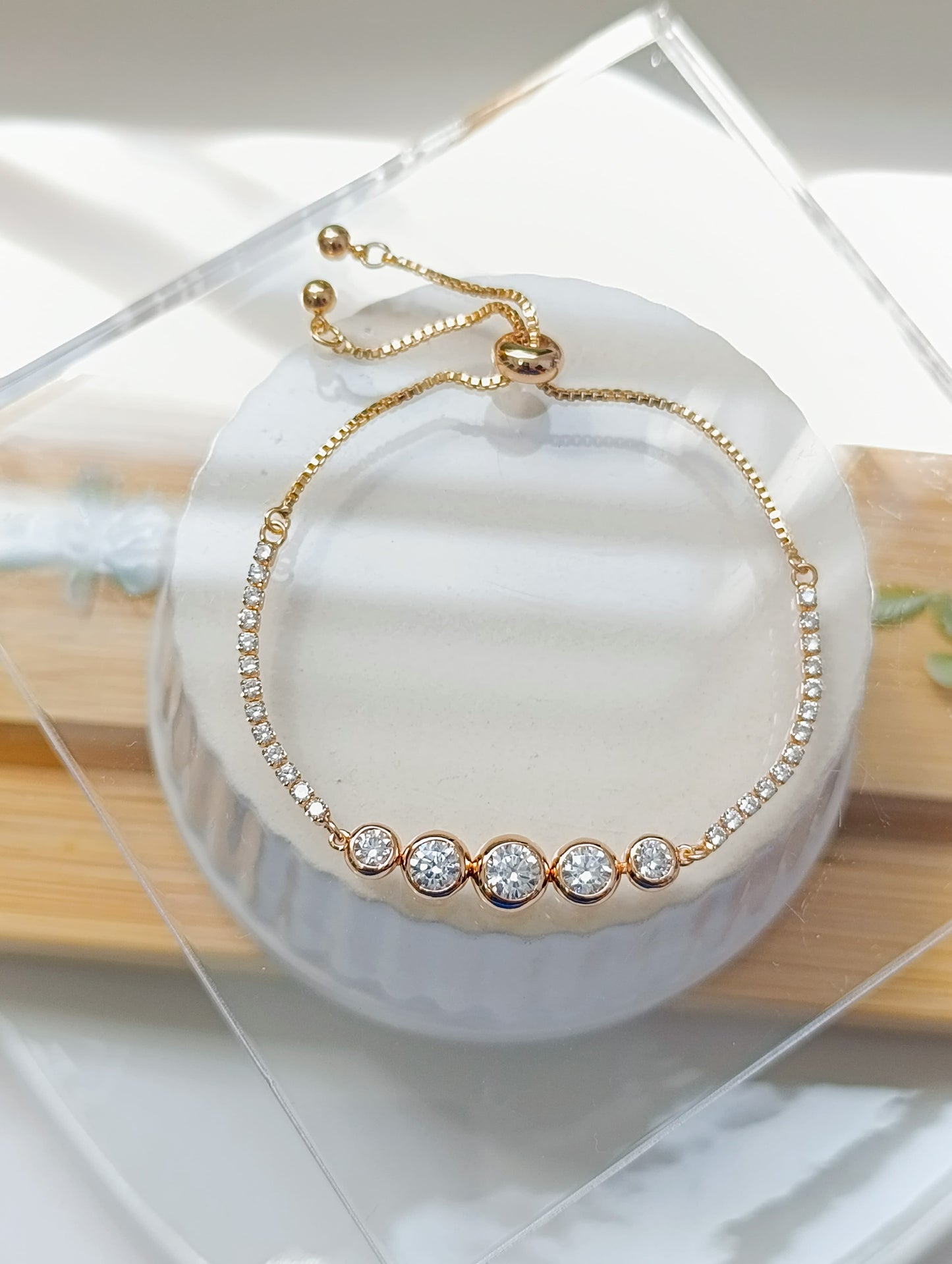 PULSERA AJUSTABLE PIEDRAS REDONDAS