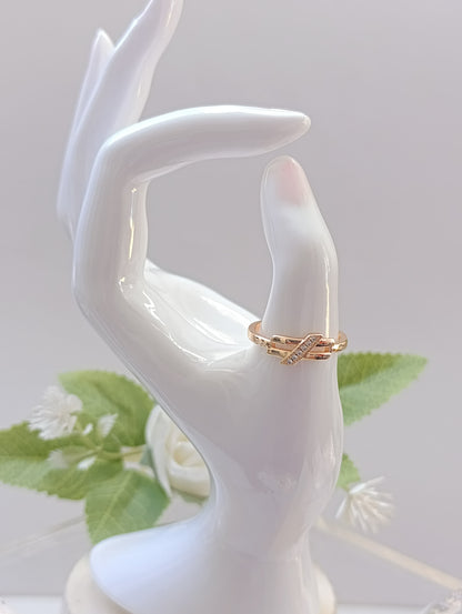 ANILLO CIRCONIAS INCRUSTADAS EN DIAGONAL T9