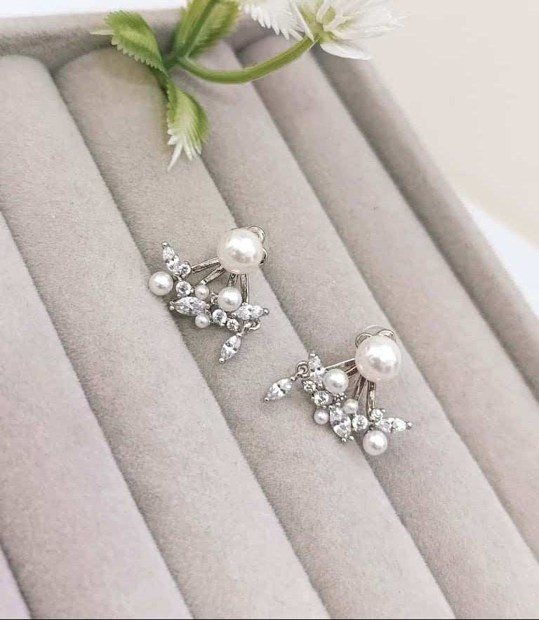 ARETES HOJAS Y PERLAS