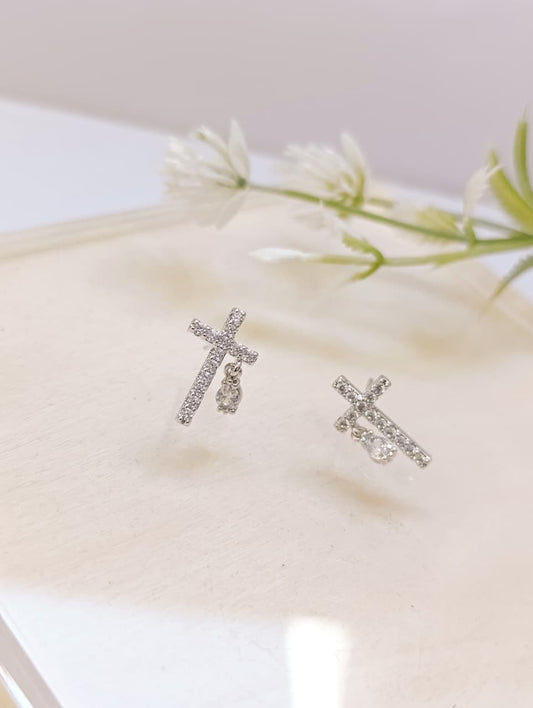 ARETES CRUZ GOTITA COLGANTE