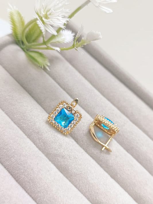 ARETES CUADROS TURQUESA