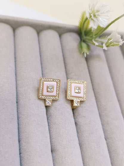 ARETES CUADRADOS ROSA BABY