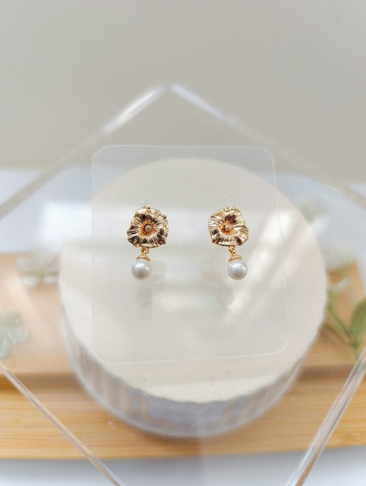 ARETES FLOR PERLITA COLGANTES