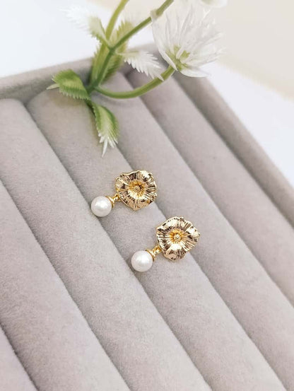 ARETES FLOR PERLITA COLGANTES