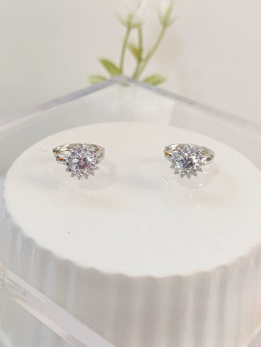 ARGOLLAS FLOR CON CIRCONIAS