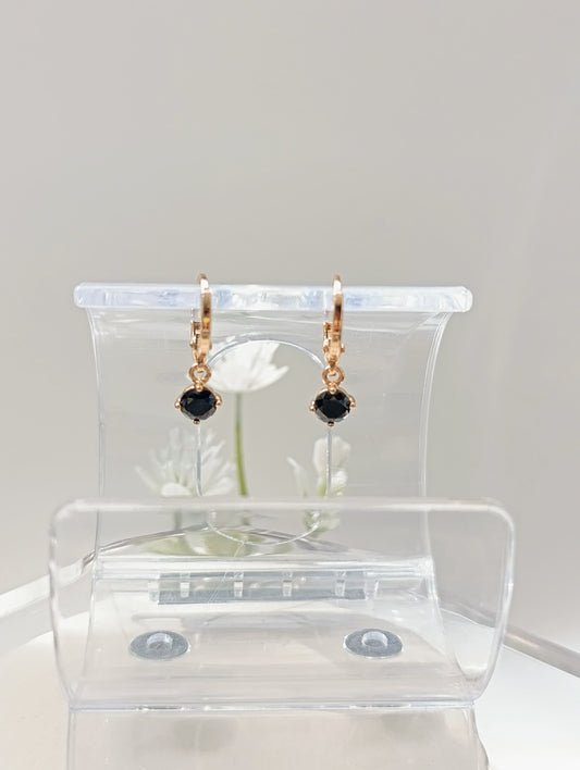 ARGOLLITAS CON PIEDRA NEGRA